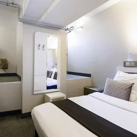 Cc Otel