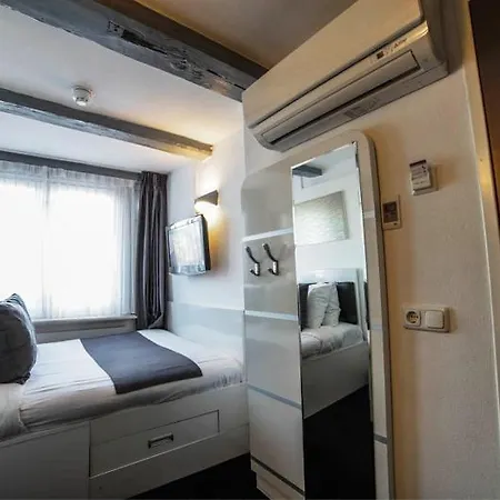Otel Cc 3*