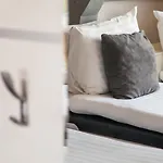 Cc 3*
