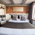 Cc 3*